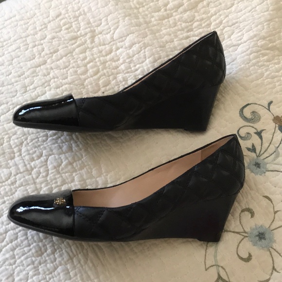 Shoes - Picture 3 of 6